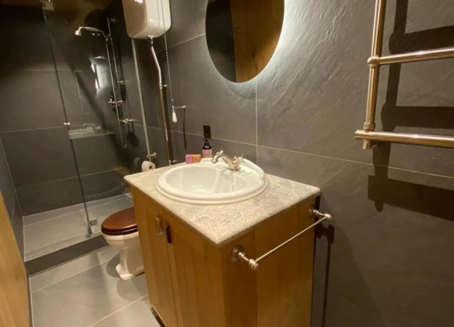 L'Illaz - 4 Bedrooms, Log Fire Val-d'Isere 0*,  France